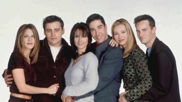 Friends: The One with The Alternate Endings - 7 endings we wish we had seen on the show