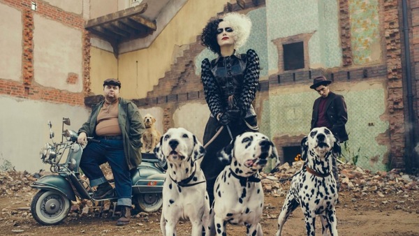 A still from Cruella.