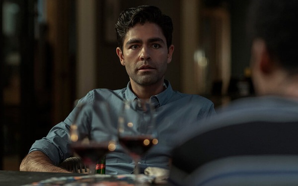 Clickbait On Netflix Is A Largely Compelling Thriller Until That Illogical Ending