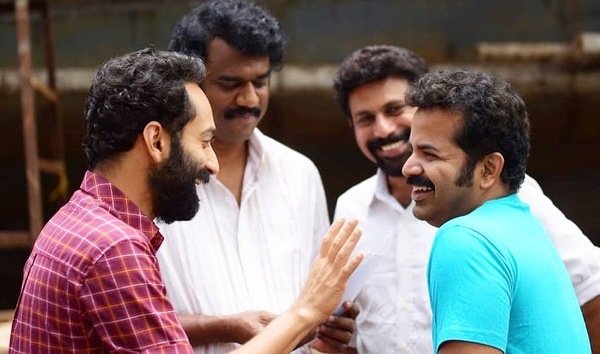 Fahadh, Dinesh Prabhakar and Vinay on the sets of Malik