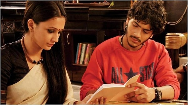 Mimi and Arjun in Gaaner Oparey