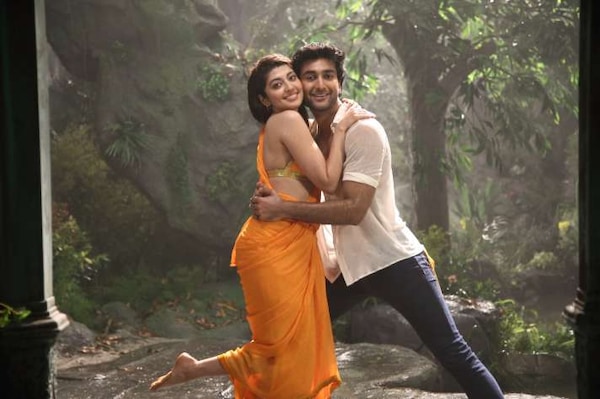 Hungama 2 song Chinta Na Kar: Meezaan, Pranitha groove to the beats of this peppy track