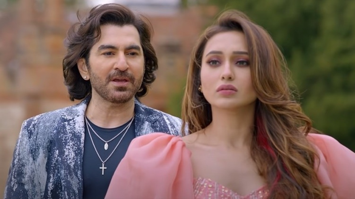 Jeet-Mimi starrer Baazi's song Tor Bhul Bhangabo Ki Kore Bol is about a lover trying to get lovers’ tiff right