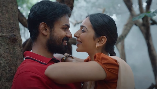 Obulamma from Konda Polam, starring Rakul Preet and Vaisshnav Tej, is a nostalgic trip to the melodious 90s