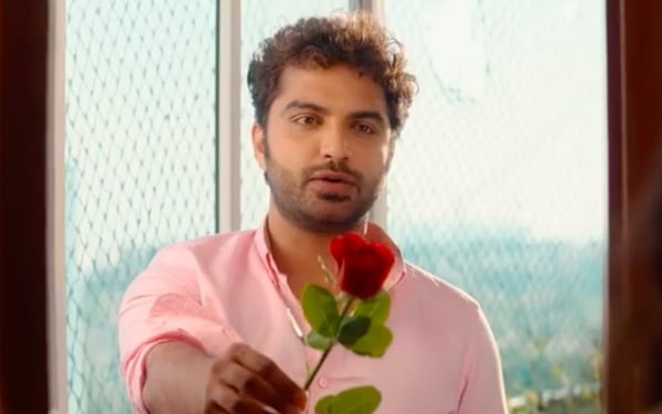 Paagal Wants To Subvert The Romantic Genre But Falls Into Its Traps