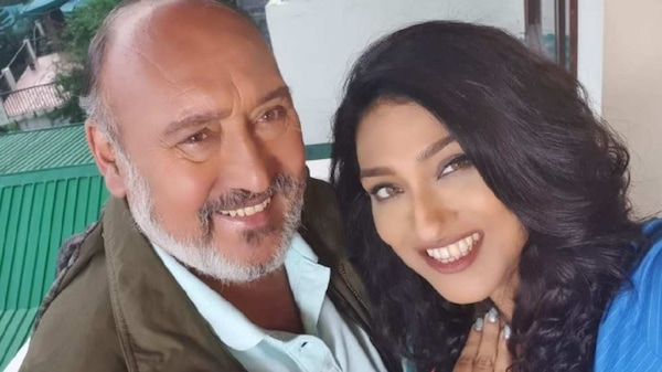 Rituparna Sengupta teams up with Victor Banerjee again for Akorik; calls it an exciting reunion