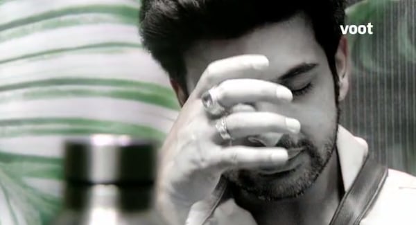 Bigg Boss 15: Karan Kundrra bursts into tears due to Pratik Sehajpal