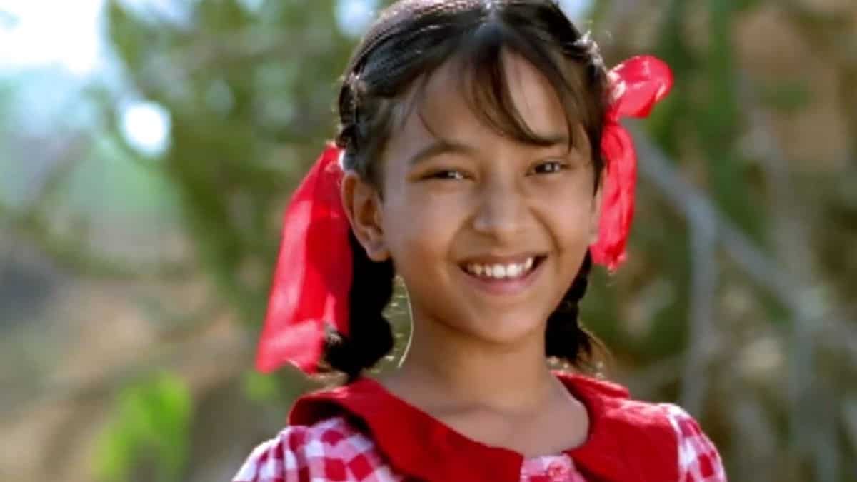 Screenshot of Makdee (2002) &bull; Hindi on MovieLinkBD