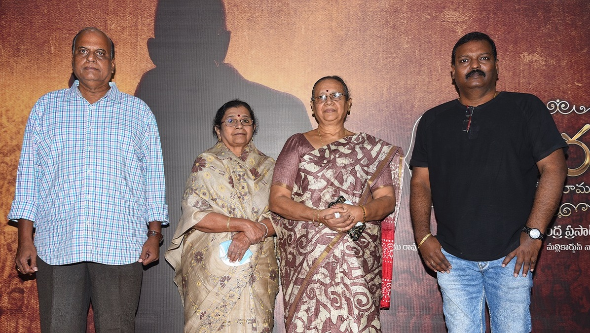 Legendary freedom fighter Potti Sriramulu's biopic goes on floors, Kanmani to direct
