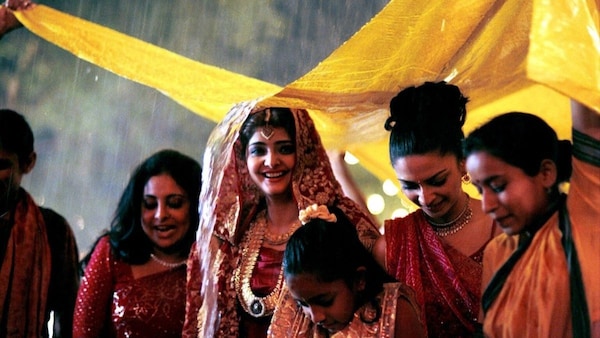 Monsoon Wedding turns 20: Looking back at Mira Nair’s Golden Lion-winning tender family drama
