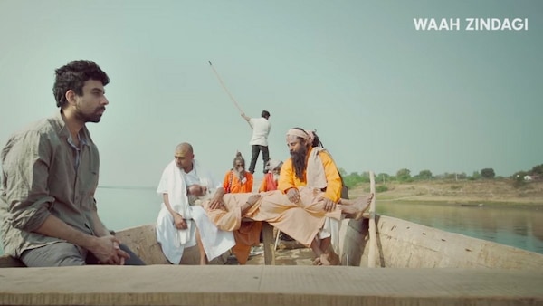 Waah Zindagi movie review: Naveen Kasturia, Sanjay Mishra’s slice of life tale is buoyed by hope and ‘glocal’ dreams