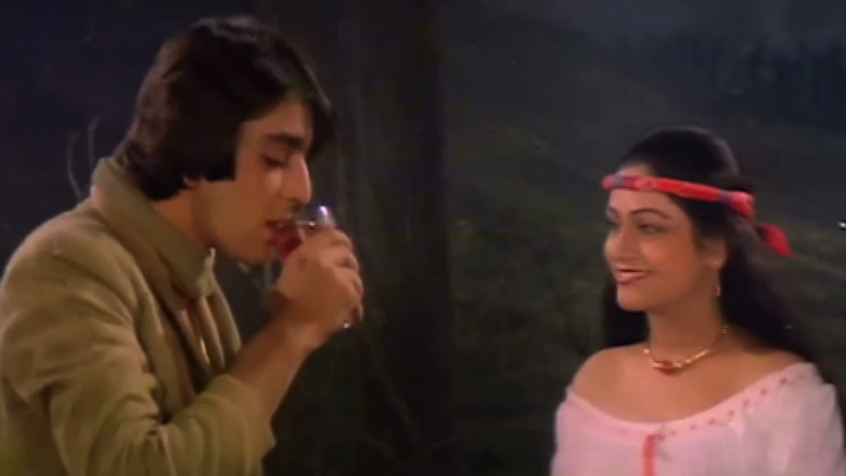 Aruna Irani: Played Sanjay Dutt's mother in his debut film and seduced him in his next