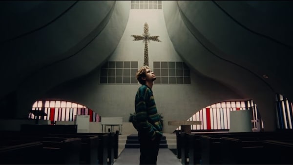 Euphoria Season 2 Episode 4 review: All glitz and no substance