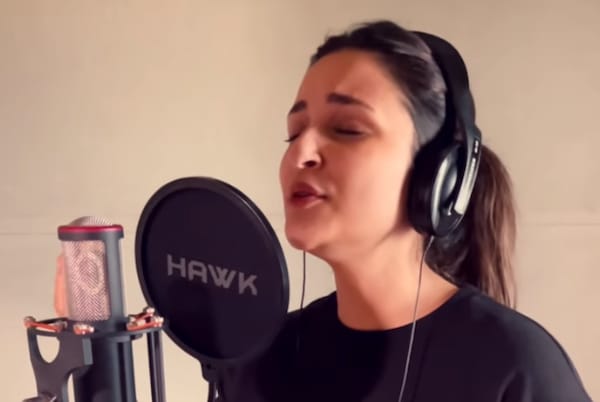Hasee Toh Phasee clocks 8 years: Parineeti Chopra records her rendition of Zehnaseeb to rejuvenate the day