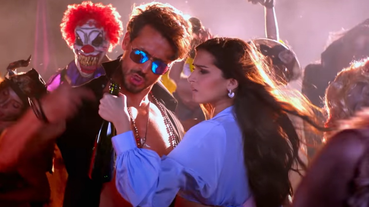 Heropanti 2 song DaFa Kar: Tiger Shroff grooves to AR Rahman's tunes in the smooth track