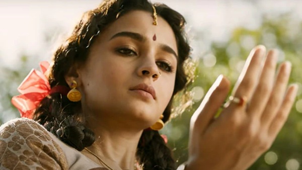 Is Alia Bhatt unhappy with SS Rajamouli's RRR? Her Instagram page hints at it