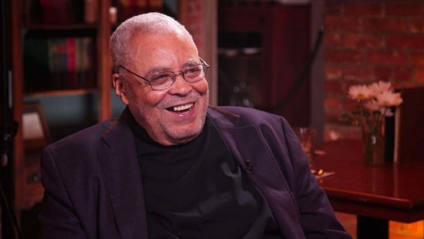 James Earl Jones: Voice acting par excellence