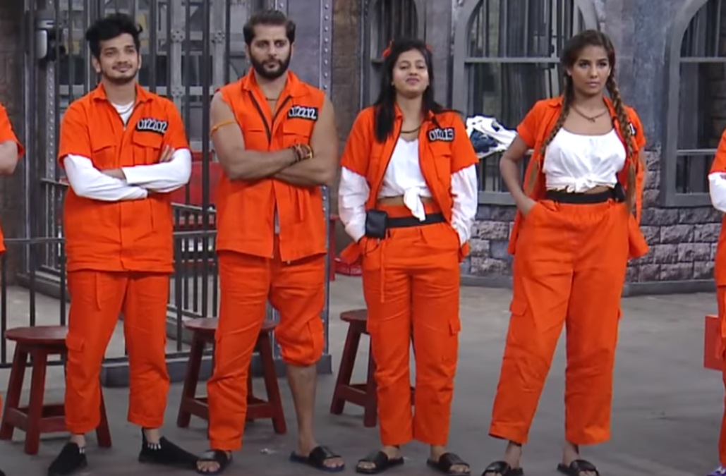 Lock Upp promo: Poonam Pandey, Munawar Faruqui and others play a fun game of Bollywood and politics
