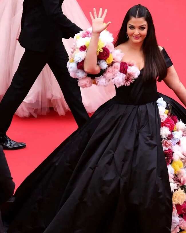 Aishwarya's black gown with floral accents on the side has already become a style statement and one of the most stunning attires in Cannes 2022 so far.