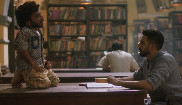 Dasvi: Watch as Abhishek Bachchan learns Maths from Chote Miyan in new Netflix video
