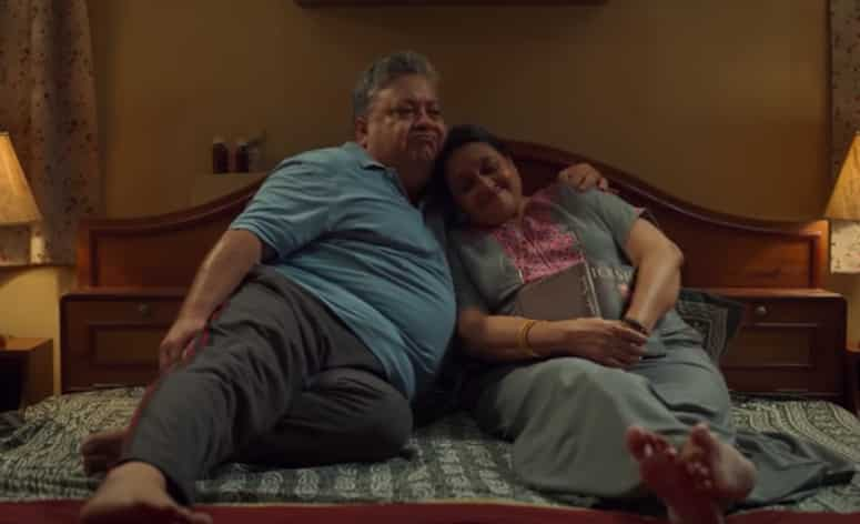 The unique pairing of the veteran actors Supriya Pathak and Manoj Pahwa as husband-wife.