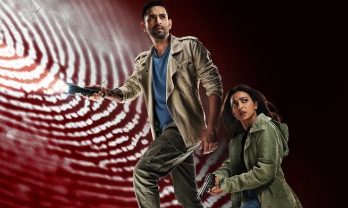 Forensic: Vikrant Massey, Radhika Apte to step into the shoes of Tovino Thomas, Mamta Mohandas for the Hindi remake