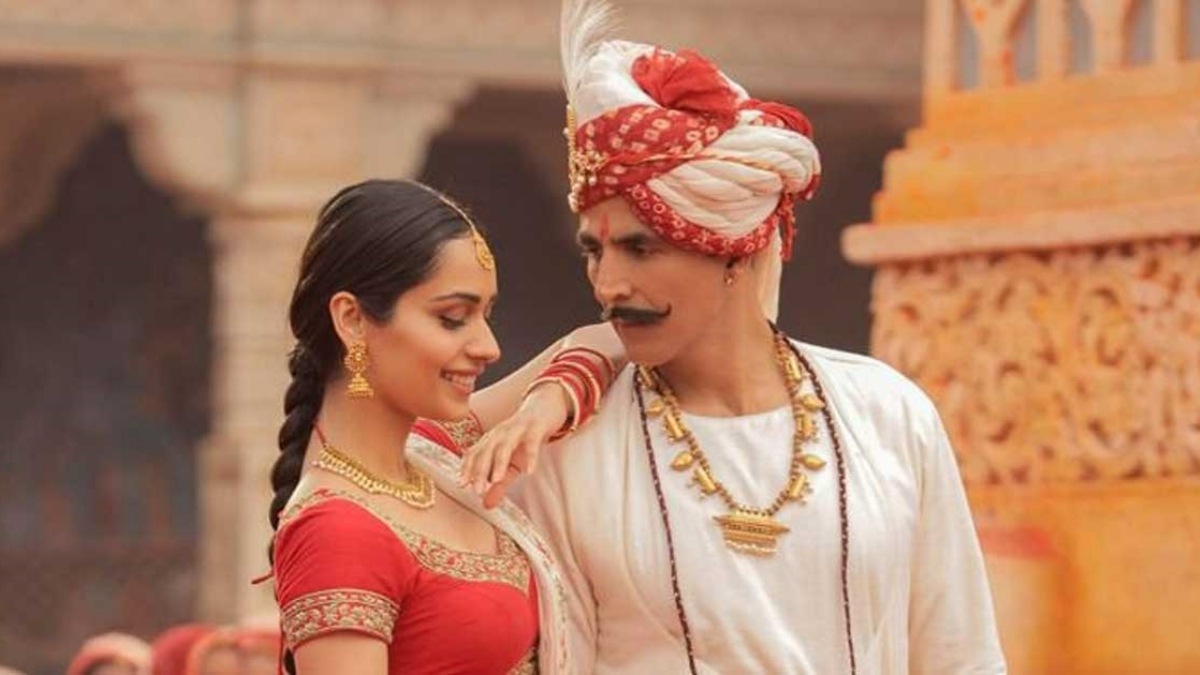 Samrat Prithviraj star Manushi Chhillar tests Kapil Sharma’s English while promoting film with Akshay Kumar