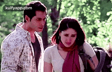 Scene from Imtiaz Ali's Jab We Met (Gif via tenor)