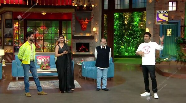 The Kapil Sharma Show: Shahid Kapoor, Mrunal Thakur, Pankaj Kapur promote Jersey; host calls it 'parent-teacher meet'