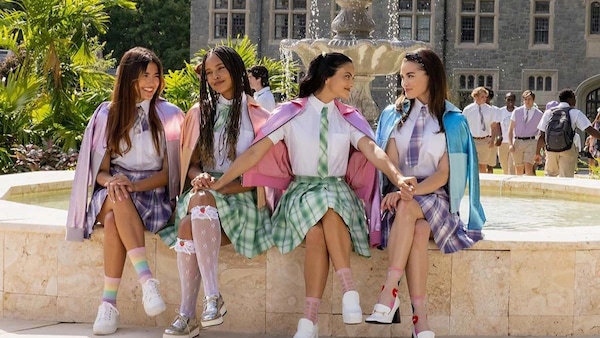 Do Revenge movie review: Mean Girls meets Strangers on a Train in this teen comedy