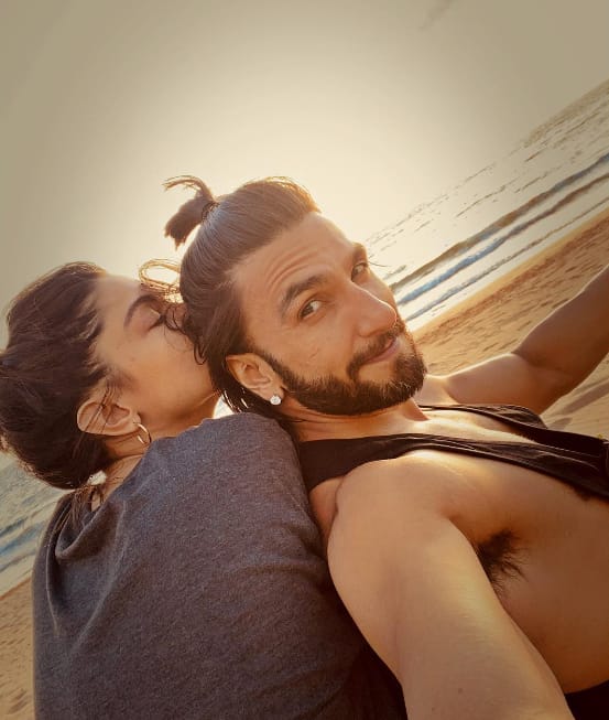 Ranveer shared the pictures with the most romantic caption on the Insta handle that reads, "Love to Love You #baby (sic)."