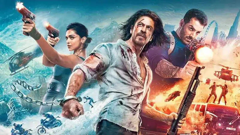 Pathaan box office prediction: पहले दिन से ही दहाड़ेगा 'पठान', इतने करोड़ कमाएंगे शाहरुख