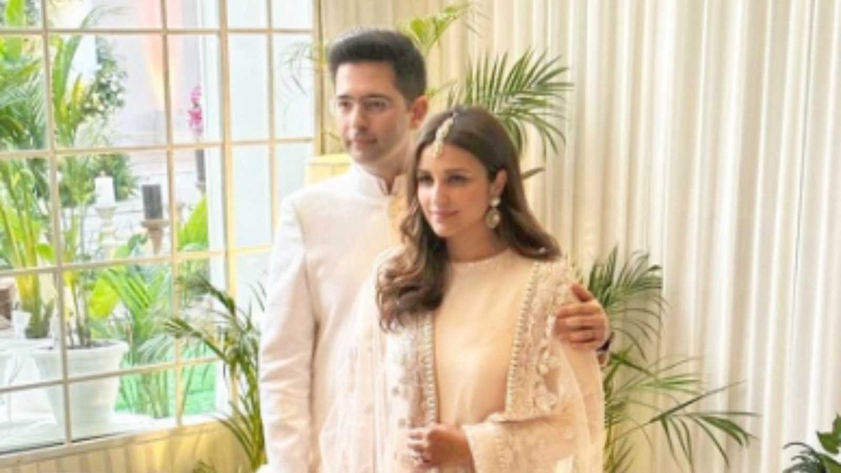 Parineeti Chopra-Raghav Chadha seek blessings from Mahakaleshwar temple ahead of their wedding – watch
