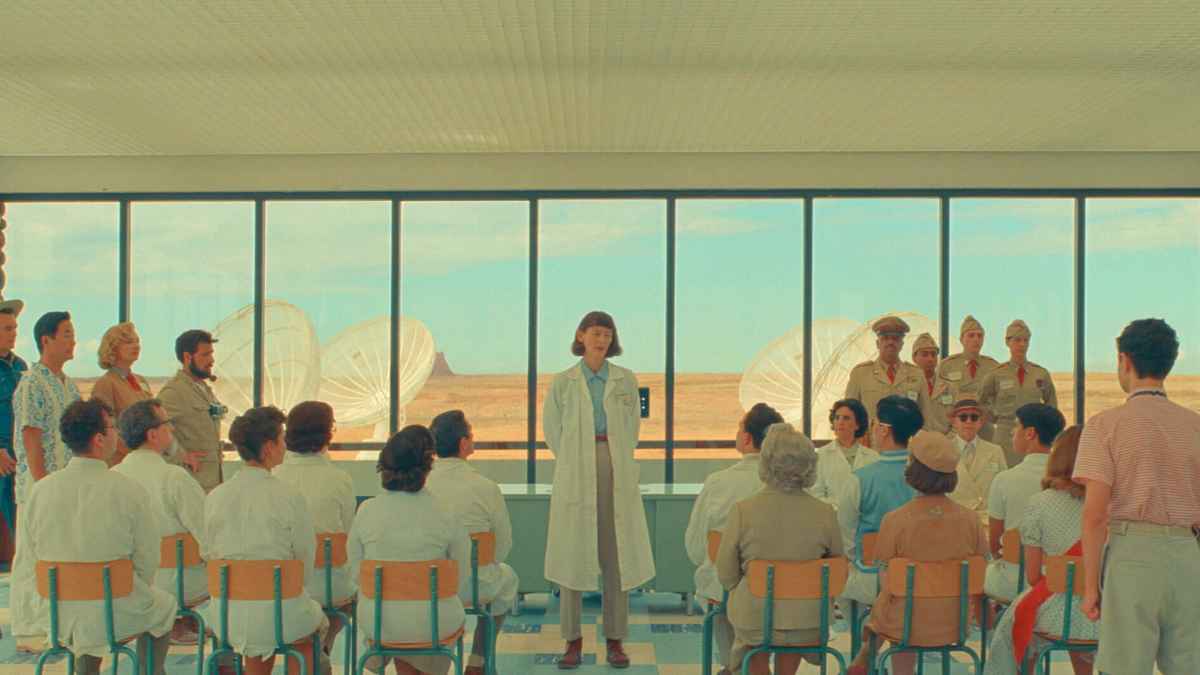 Asteroid City' Review: Wes Anderson's Film Is Dazzling but Inert
