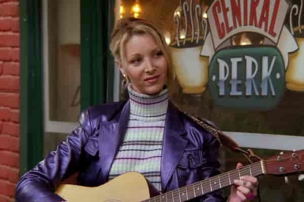 Phoebe (Lisa Kudrow) in a still from the show