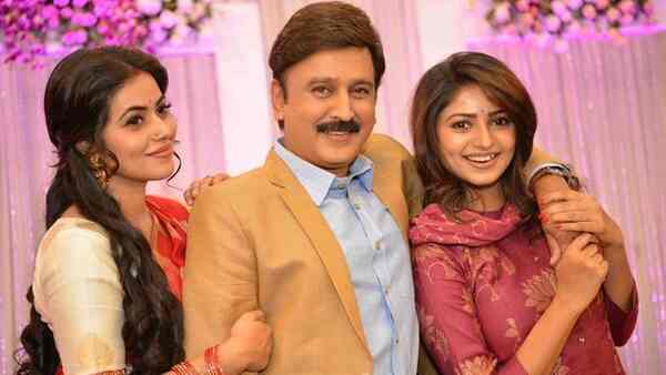 Purnaa, Ramesh Aravind and Rachita Ram in 100