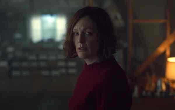 Julianne Moore is a mourning widow in Lisey’s Story trailer