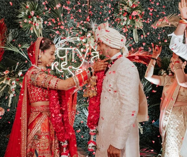 Payal Rohatgi and Sangram Singh appeared extremely happy in their wedding photos