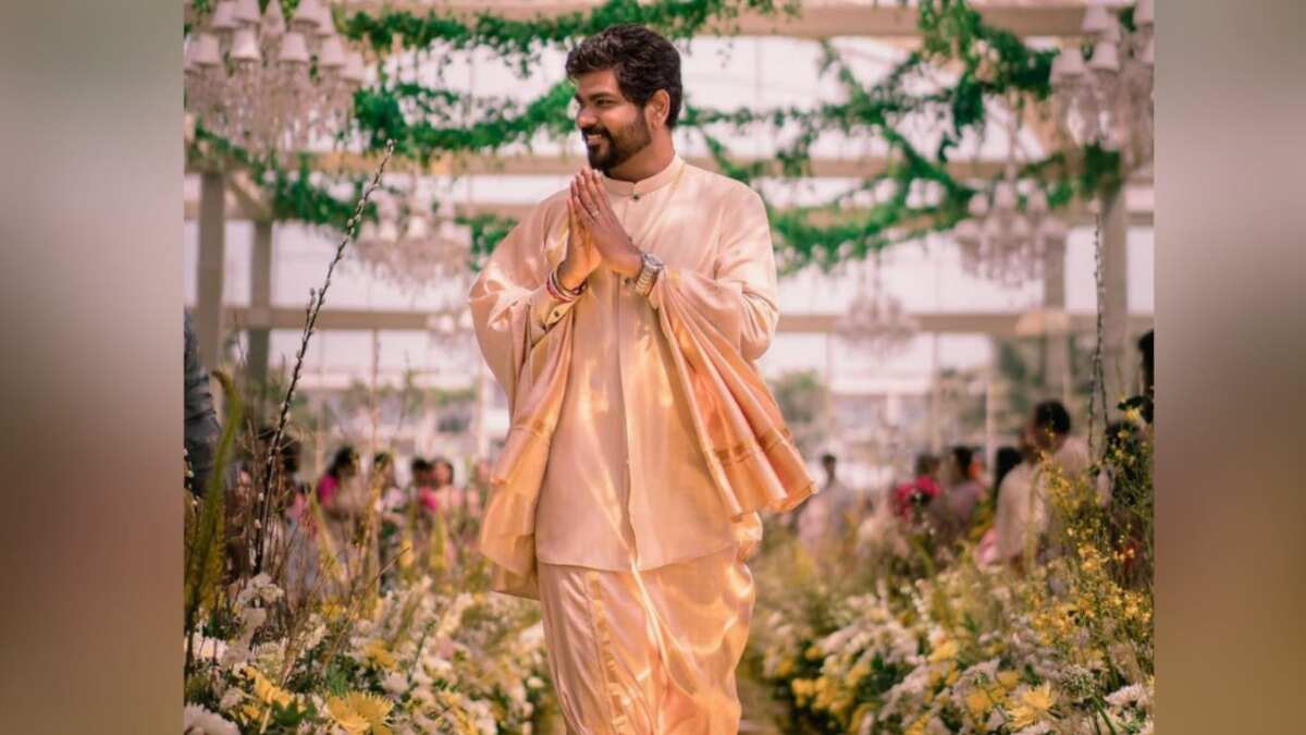 Vignesh Shivan wowed the audience as handsome groom