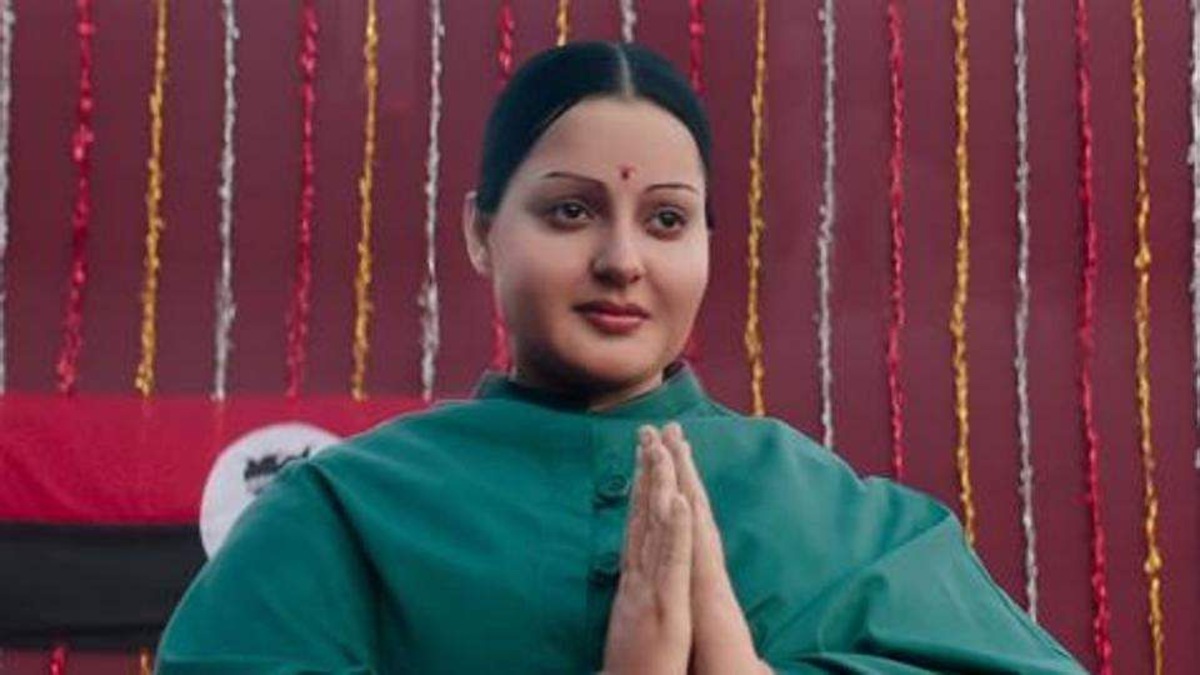 Kangana Ranaut's quashes rumours of Thalaivi's OTT release