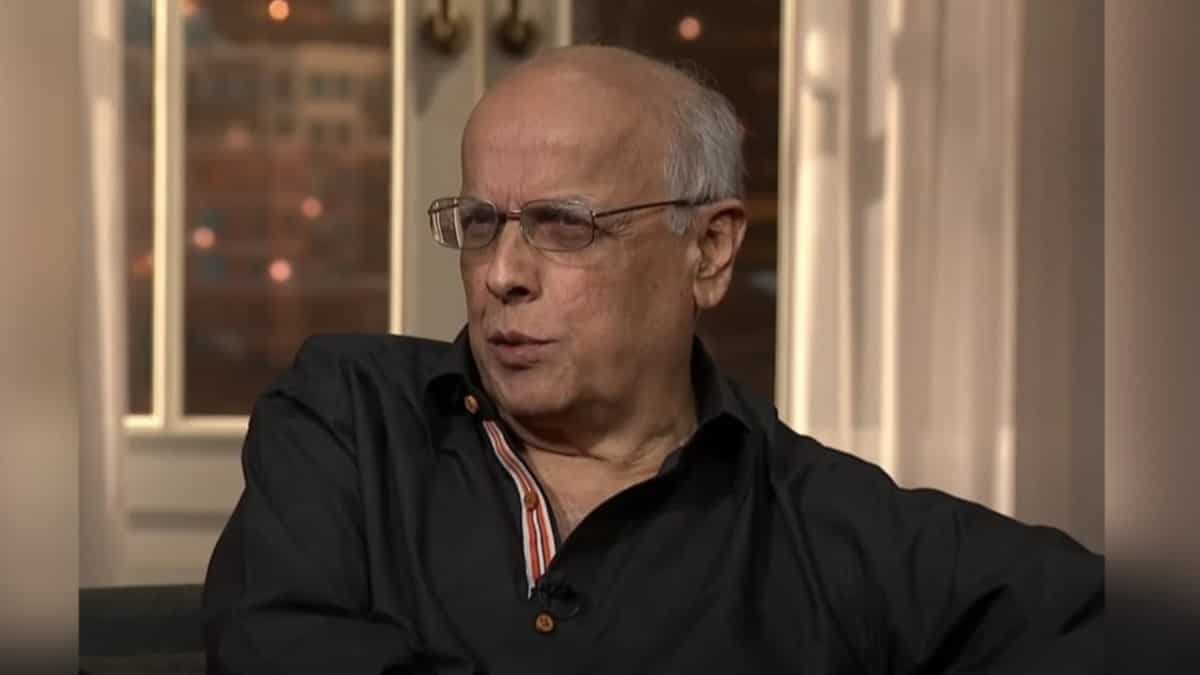 https://www.mobilemasala.com/film-gossip/Mahesh-Bhatt-credits-his-sobriety-and-reformed-alcoholism-to-THIS-daughter-and-its-not-Alia-Bhatt-i213184