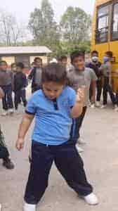 A Screen grab of the young girl dancing to Saami/Twitter