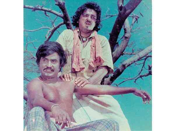 A still from 16 Vayathinile