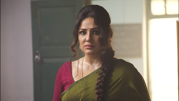 1980 review: Good plot, let down by drab execution, despite Priyanka Upendra’s effort to uplift it