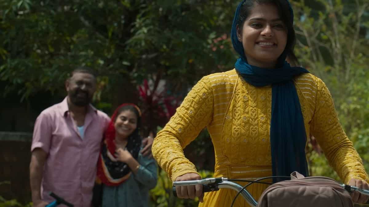 Dear Vaapi: Pathu Njori from Lal, Anagha Narayanan's film is another melodious track from Kailas