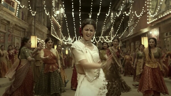 Gangubai Kathiawadi song ‘Dholida’: Alia Bhatt enthrals in energetic dance number composed by Sanjay Leela Bhansali