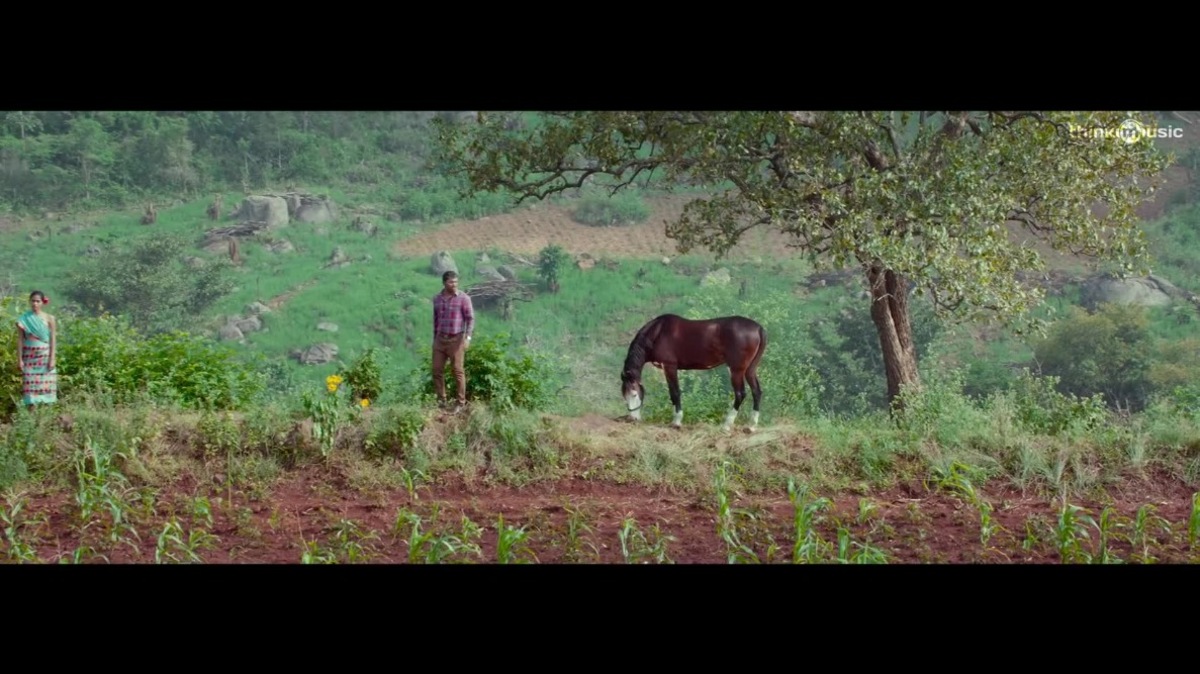 Kuthiraivaal movie review: An aesthetically poignant attempt that's both deep and heavy