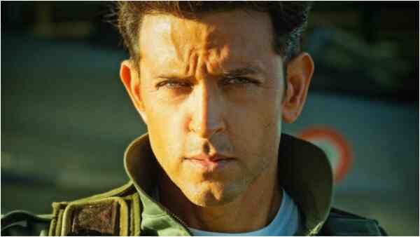 Fighter - Will Hrithik Roshan-starrer break the box office records of War, Krrish 3 or Bang Bang? Let's find out!