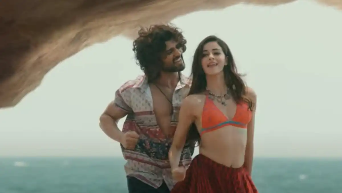 Liger song Aafat: Vijay Deverakonda-Ananya Panday's love track glimpses a retro vibe