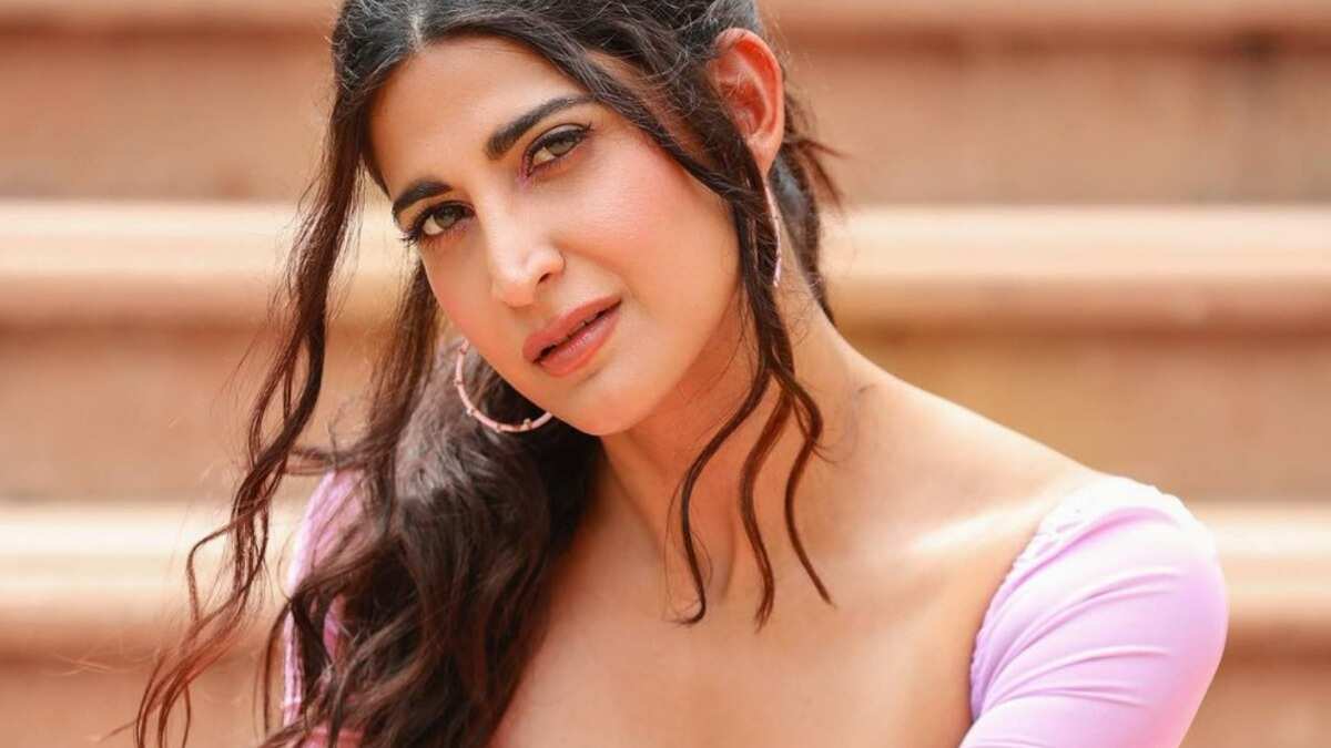 Aahana Kumra feels OTT is cut-copy-paste content about Kashmir-Pakistan